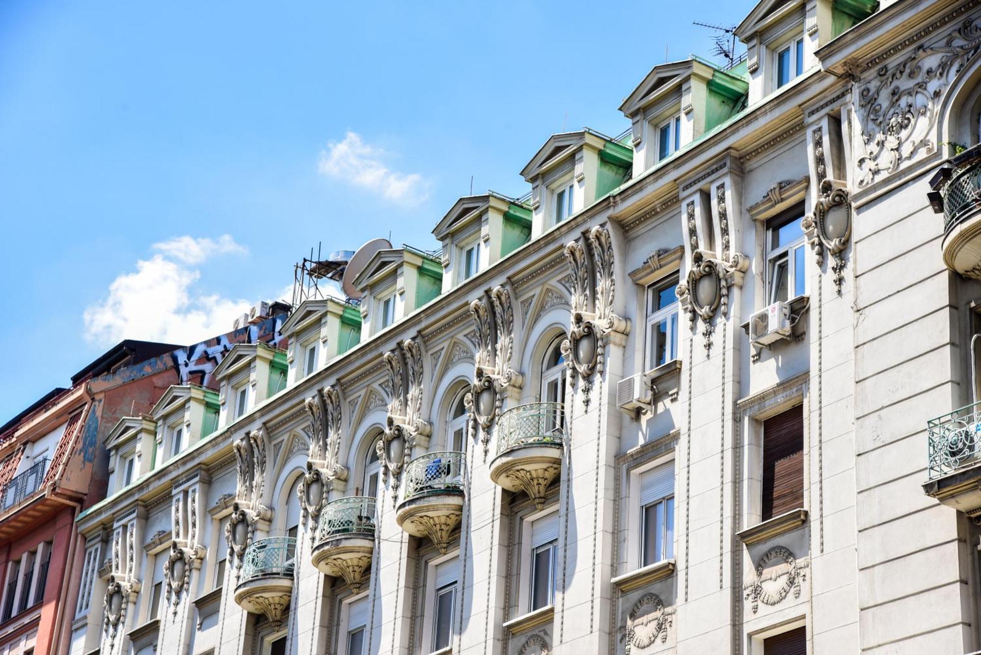 Republic Square Luxury Suites ベオグラード エクステリア 写真