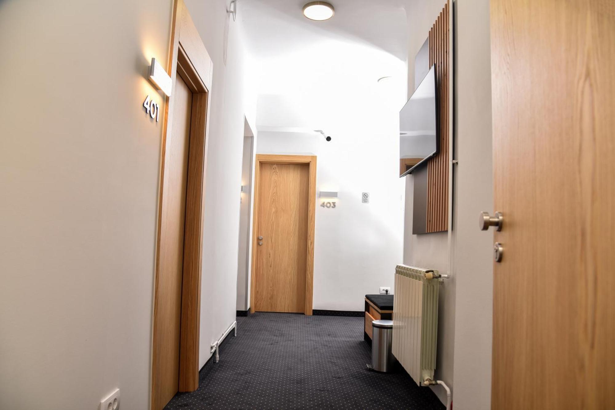 Republic Square Luxury Suites ベオグラード エクステリア 写真