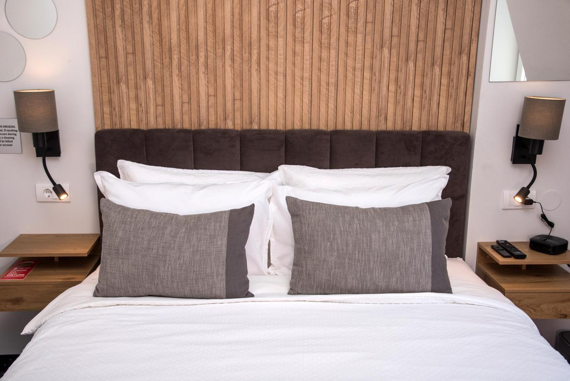 Republic Square Luxury Suites ベオグラード エクステリア 写真